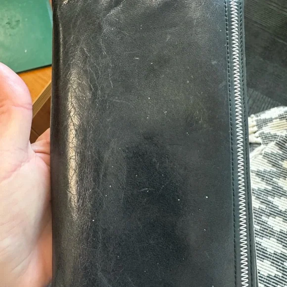 CHANEL Black Leather Wallet - Picture 8 of 10